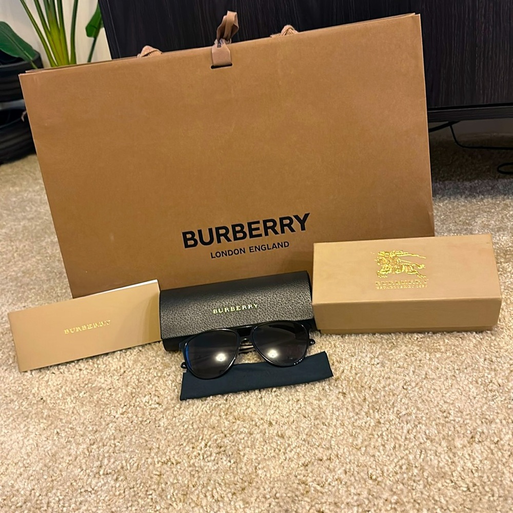 Burberry Unisex Polarized Sunglasses